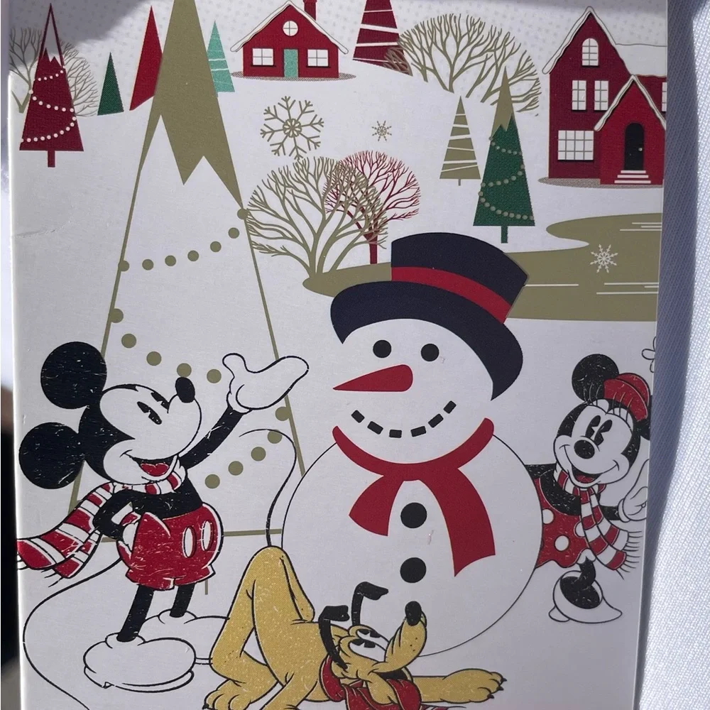 Disney Store 2019 Holiday Plush Set - Picture 12 of 12